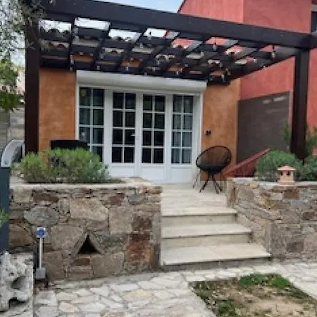 Appartement Dépendance individuelle à Nans-les-Pins Extérieur photo